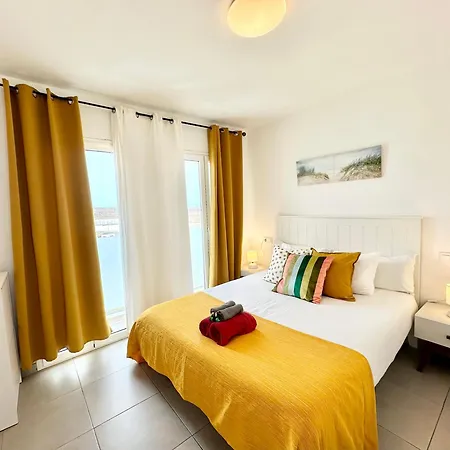 Lollipop Con Piscina, Doble Terraza, Planta Alta, Cocina Completa Y Wifi Corralejo