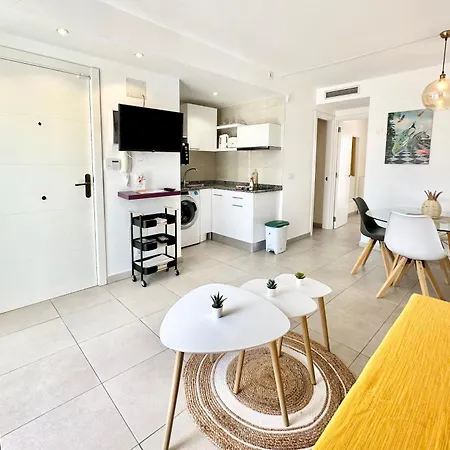 Apartment Lollipop Con Piscina, Doble Terraza, Planta Alta, Cocina Completa Y Wifi